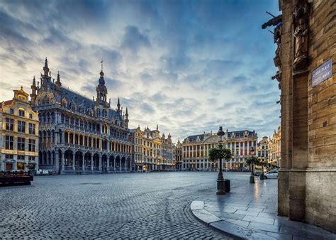 l BELGIAN CITY .